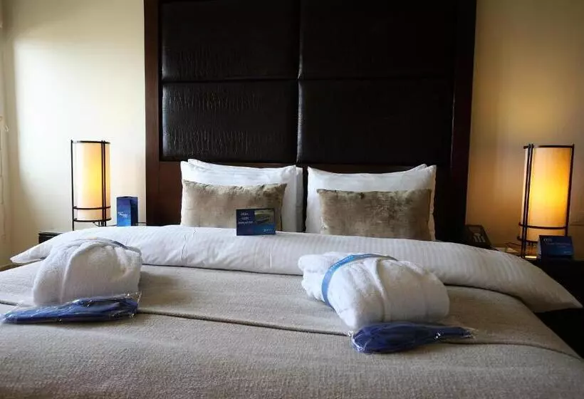 Deluxe Room, Grand Tala Bay Resort, Aqaba