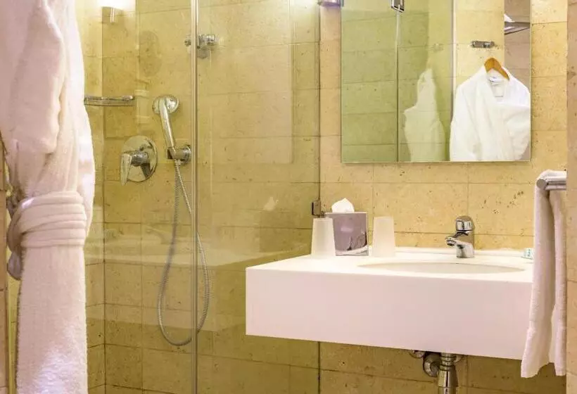 Standard Room, Grand Tala Bay Resort, Aqaba