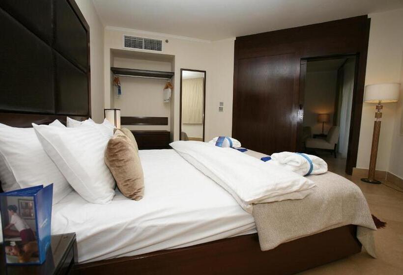 سوییت خانوادگی, Grand Tala Bay Resort, Aqaba