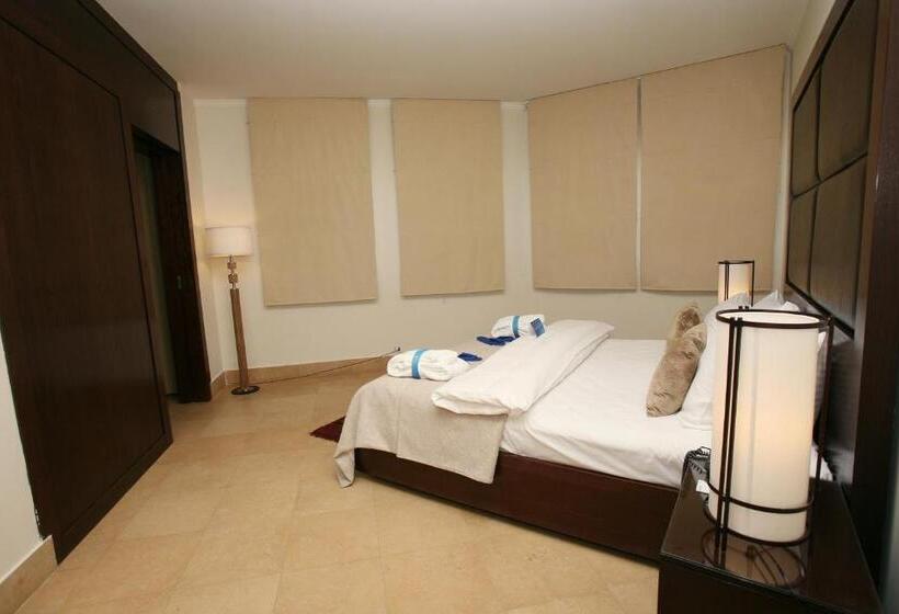 سوییت خانوادگی, Grand Tala Bay Resort, Aqaba