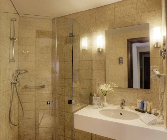 اتاق استاندارد, Grand Tala Bay Resort, Aqaba