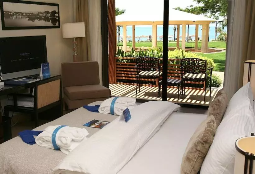 Deluxe Room, Grand Tala Bay Resort, Aqaba