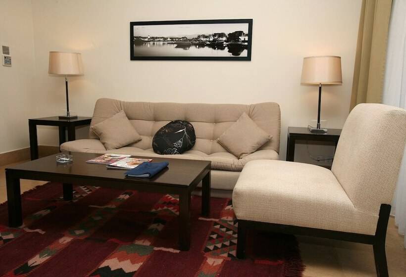 سوییت خانوادگی, Grand Tala Bay Resort, Aqaba