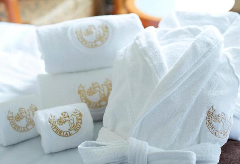 Номер Superior с Салоном, Imperial Hotel Osaka