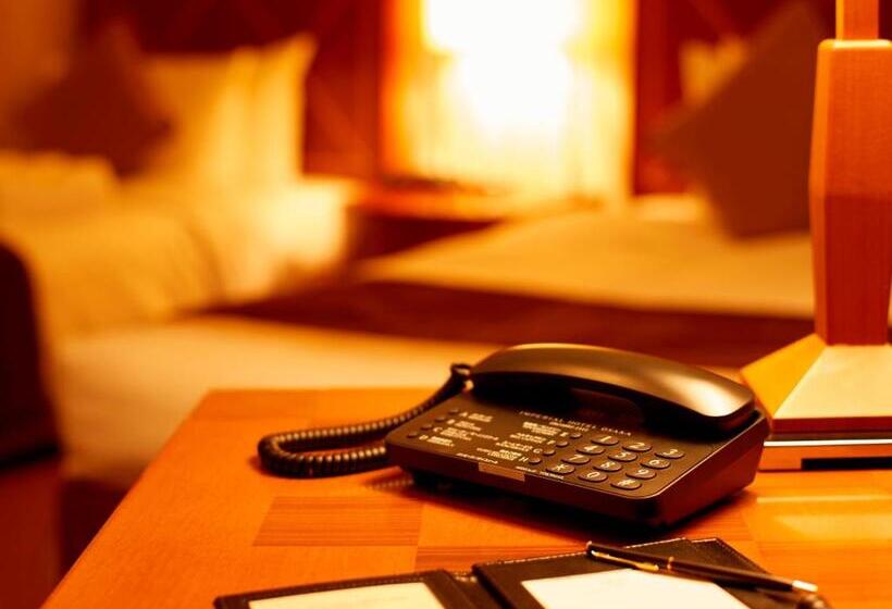 デラックストリプルルーム, Imperial Hotel Osaka