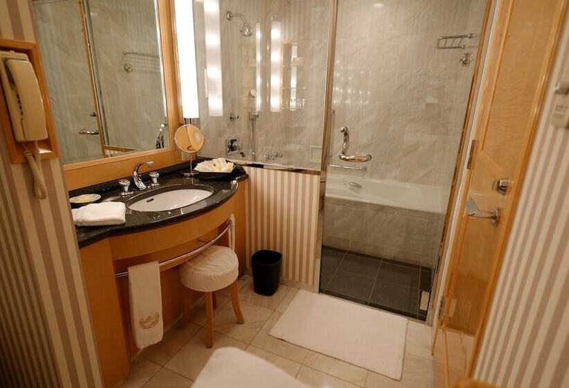 スーペリアトリプルルーム, Imperial Hotel Osaka