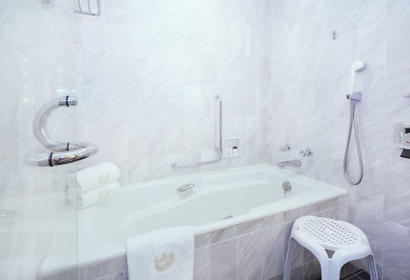 デラックストリプルルーム, Imperial Hotel Osaka