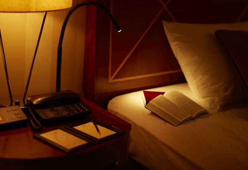 Номер Superior Вид на Реку, Imperial Hotel Osaka
