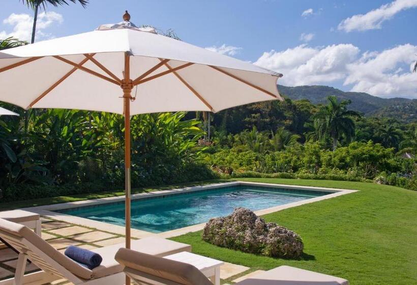 2-Bedroom Classic Apartment, Round Hill Hotel & Villas