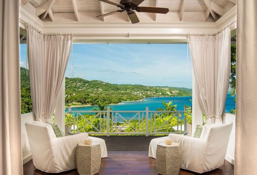 ویلای 5 خوابه, Round Hill Hotel & Villas