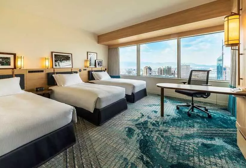 プレミアムトリプルルーム, Hilton Fukuoka Sea Hawk