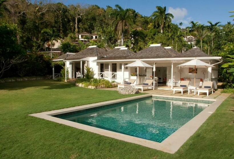 2-Bedroom Classic Apartment, Round Hill Hotel & Villas