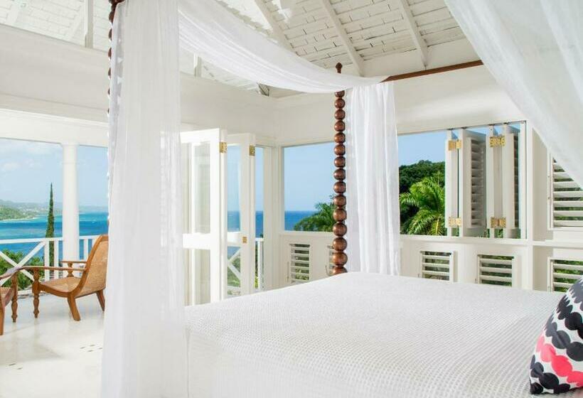 سوییت, Round Hill Hotel & Villas