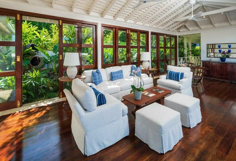 ویلای یک اتاق خوابه با استخر شنا, Round Hill Hotel & Villas