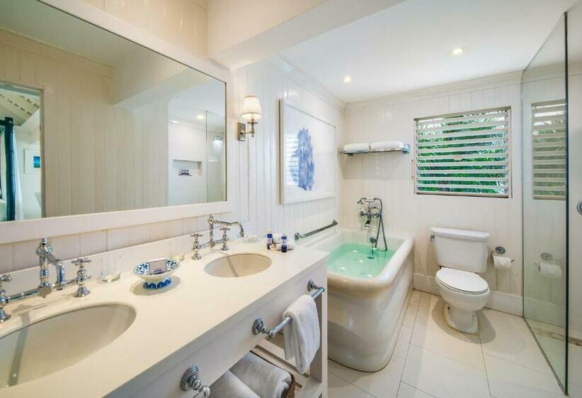 اتاق استاندارد با تخت بزرگ, Round Hill Hotel & Villas