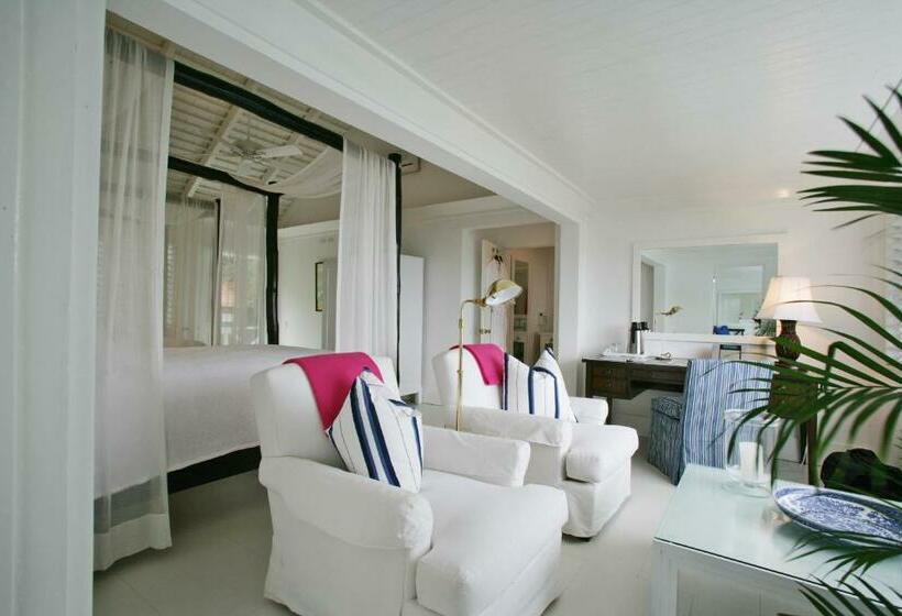 اتاق استاندارد با چشمانداز دریا, Round Hill Hotel & Villas