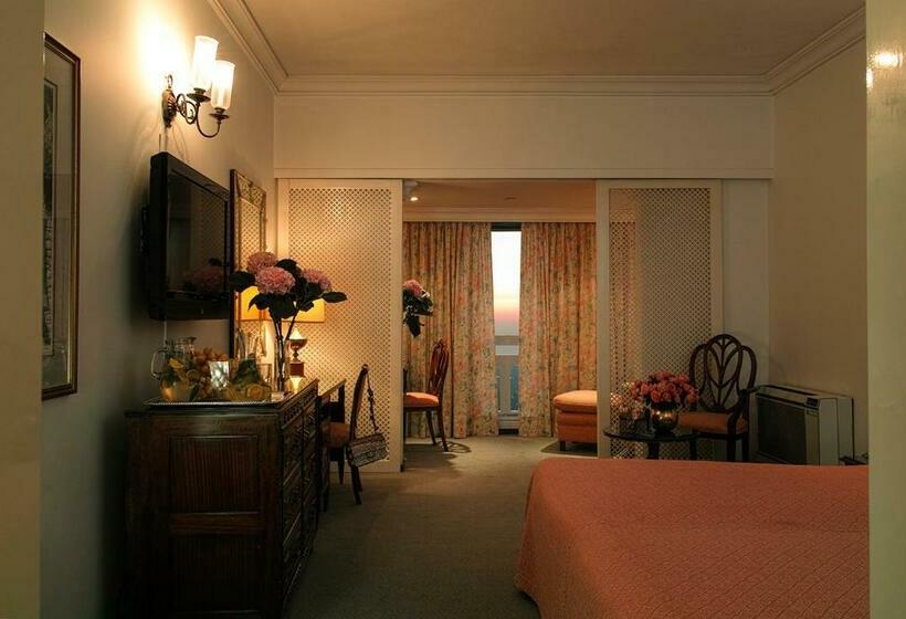 سوییت جونیور, Al Bustan