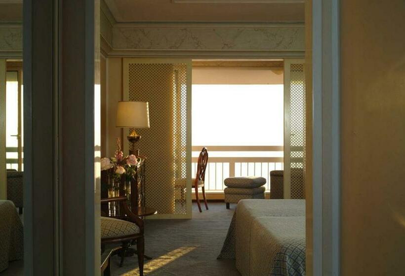 سوییت اجرایی, Al Bustan