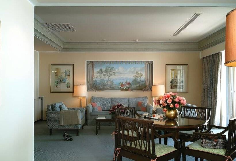 سوئیت پرزیدنت, Al Bustan