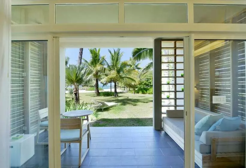 سوییت جونیور با چشم‌انداز دریا, Long Beach Mauritius
