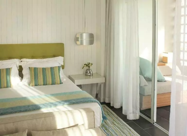 سوییت جونیور, Long Beach Mauritius
