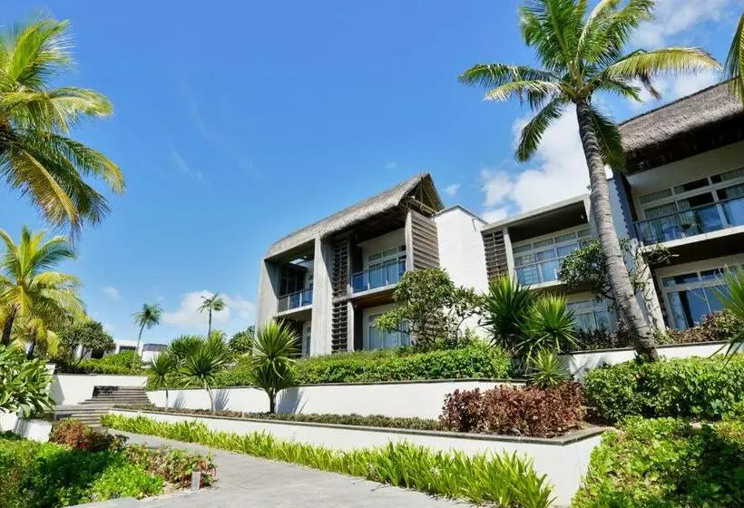 سوییت جونیور, Long Beach Mauritius