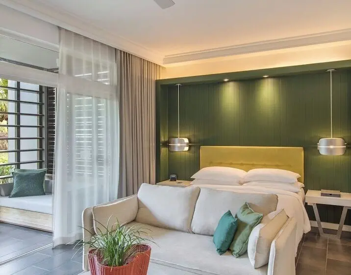 سوییت جونیور, Long Beach Mauritius