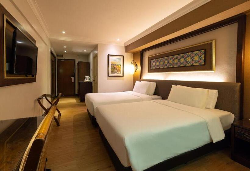 اتاق سوپریور, Puri Melaka