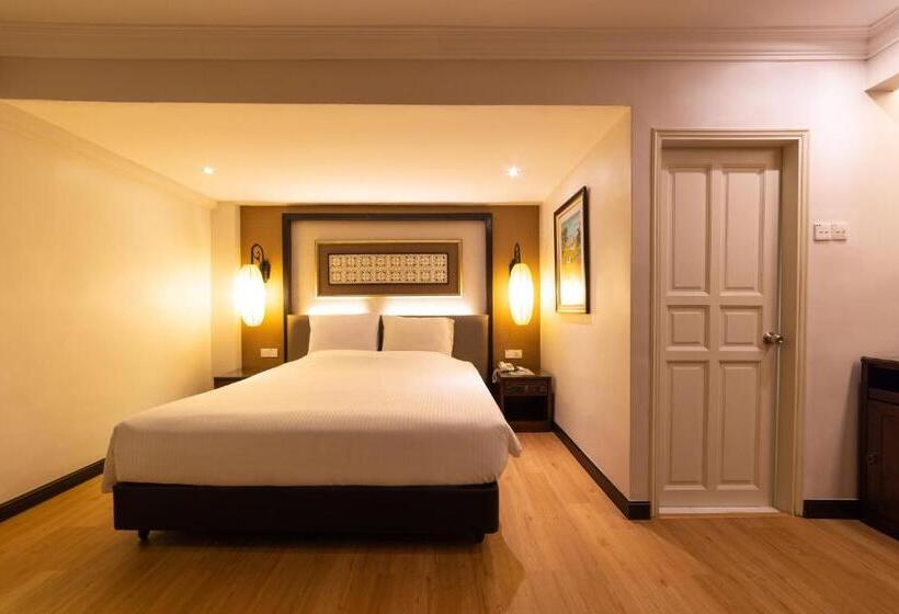 اتاق سوپریور با تخت بزرگ, Puri Melaka