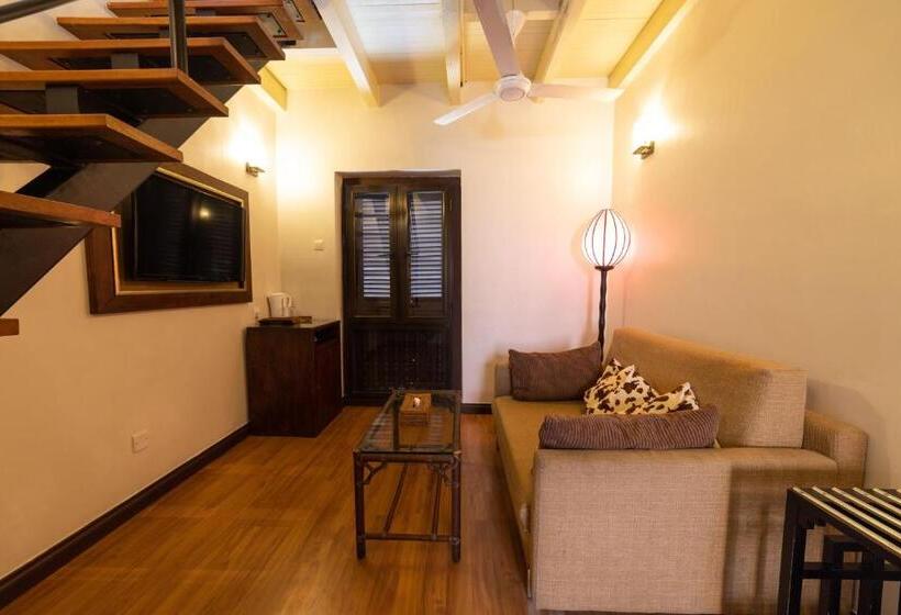 اتاق استاندارد با تخت بزرگ, Puri Melaka