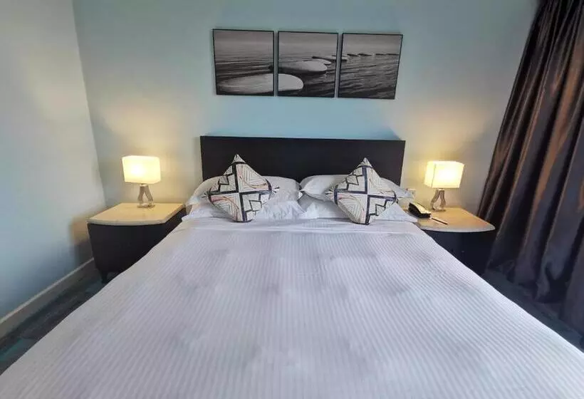 اتاق اجرایی با تخت بزرگ, Thistle Johor Bahru