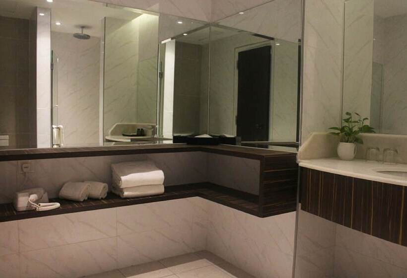 Номер Deluxe, Klana Resort Seremban