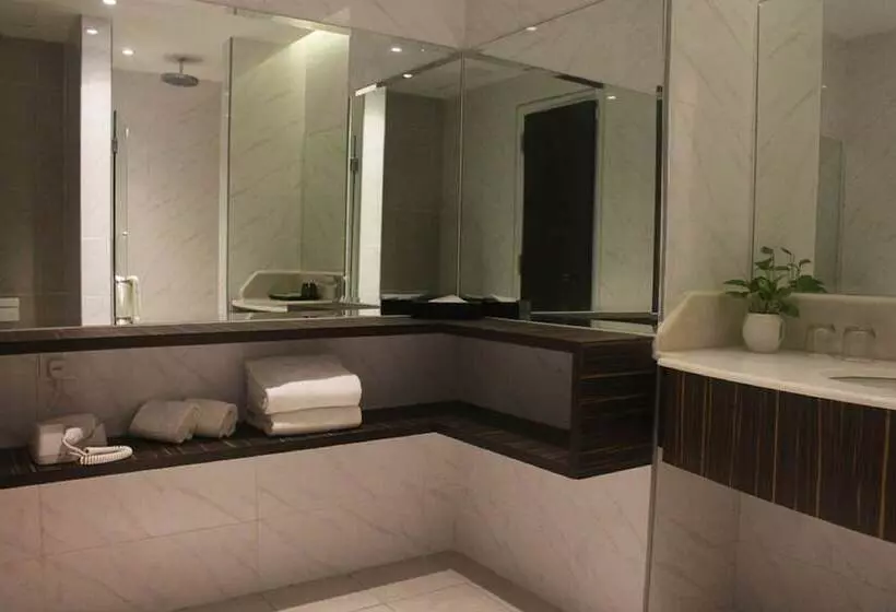 اتاق لوکس, Klana Resort Seremban