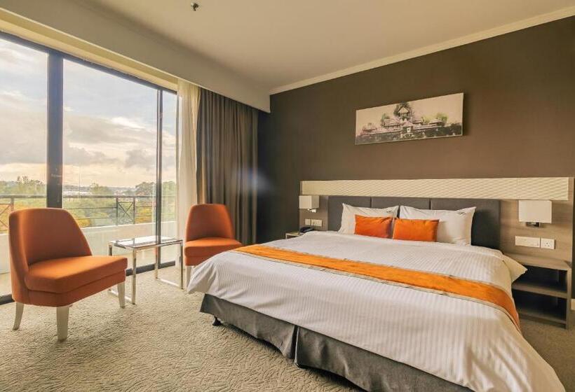 Номер Deluxe Кровать Кинг, Klana Resort Seremban