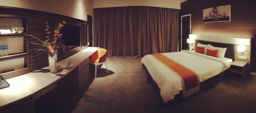 Номер Премиум, Klana Resort Seremban