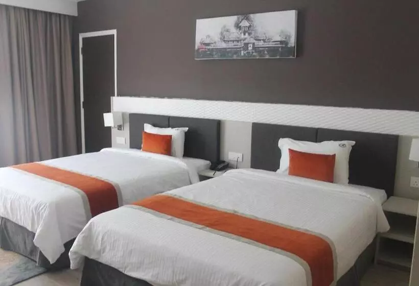 اتاق استاندارد با چشم‌انداز باغ, Klana Resort Seremban