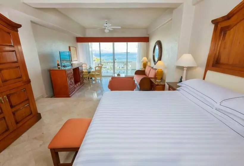 سوییت جونیور لوکس, Barceló Karmina   All Inclusive