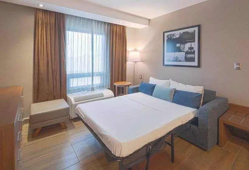 سوییت, Hampton Inn By Hilton Monterrey/galeríasobispado