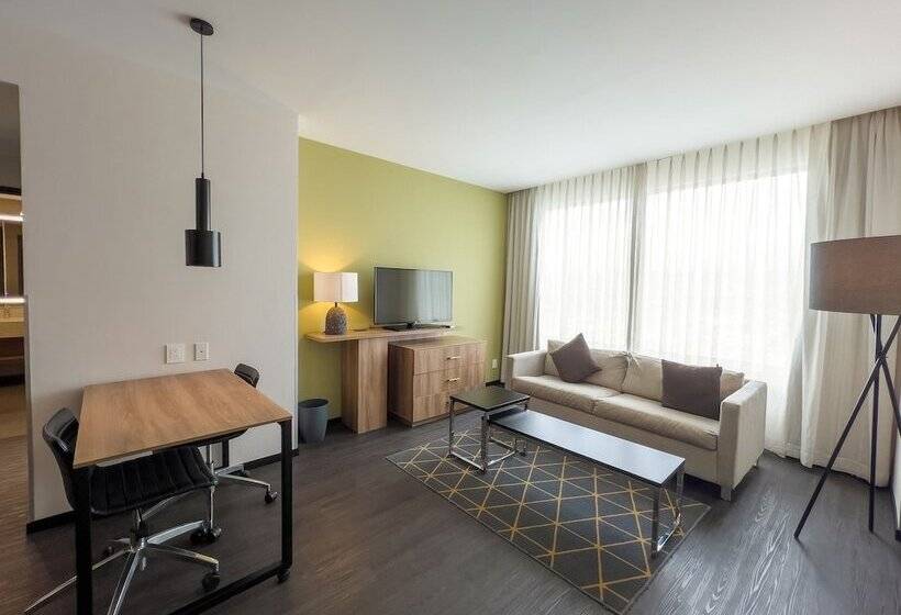 جناح, Holiday Inn San Luis Potosi Quijote By Ihg