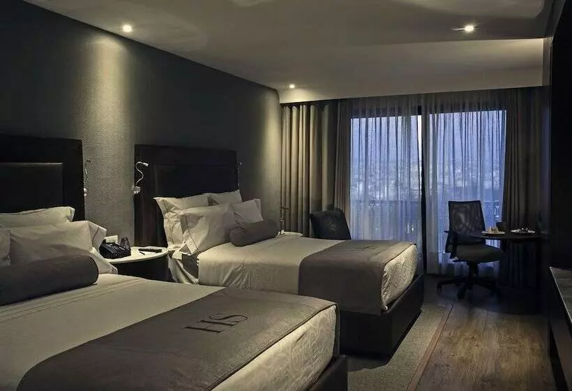 اتاق اجرایی, Hs Hotsson Hotel Leon