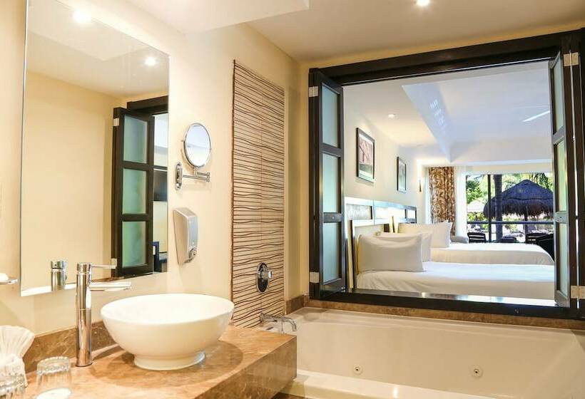 Junior Familien Suite, Sandos Playacar  All Inclusive