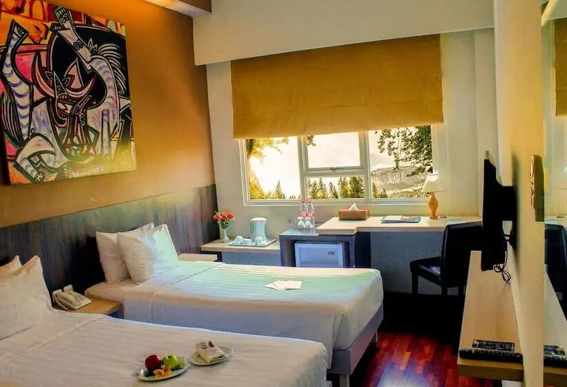 デラックスルーム, Kyriad Arra Hotel Cepu