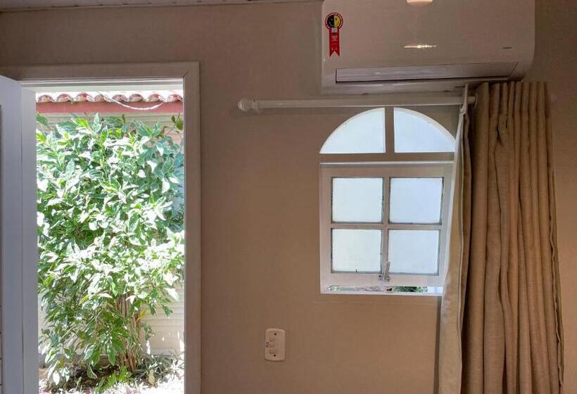 סוויטה, Bada Hostel & Kite School