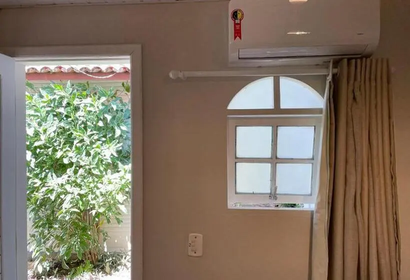 スイート, Bada Hostel & Kite School