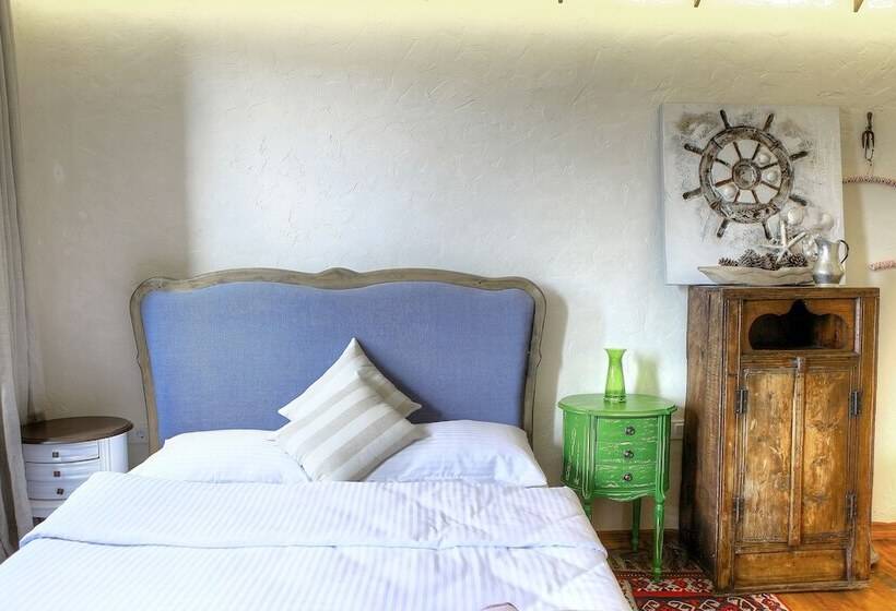 Номер Deluxe, Ibri