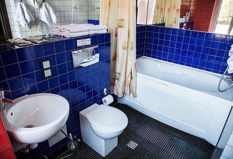 套房, Letuchaya Mysh