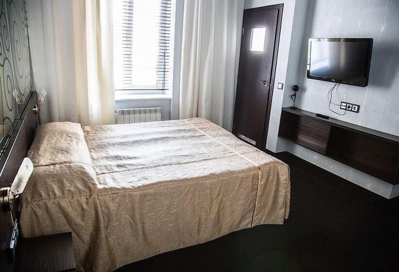 套房, Letuchaya Mysh