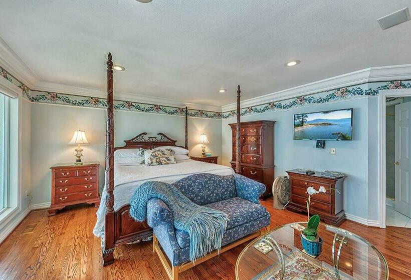 جناح مزوَّد بشرفة, Sea Mist Waterfront B&b