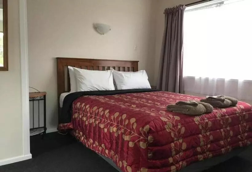 آپارتمان 1 خوابه, Aaron Court Motel