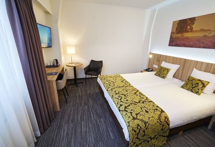 Номер Комфорт, Amrâth Hotel Lapershoek Arenapark